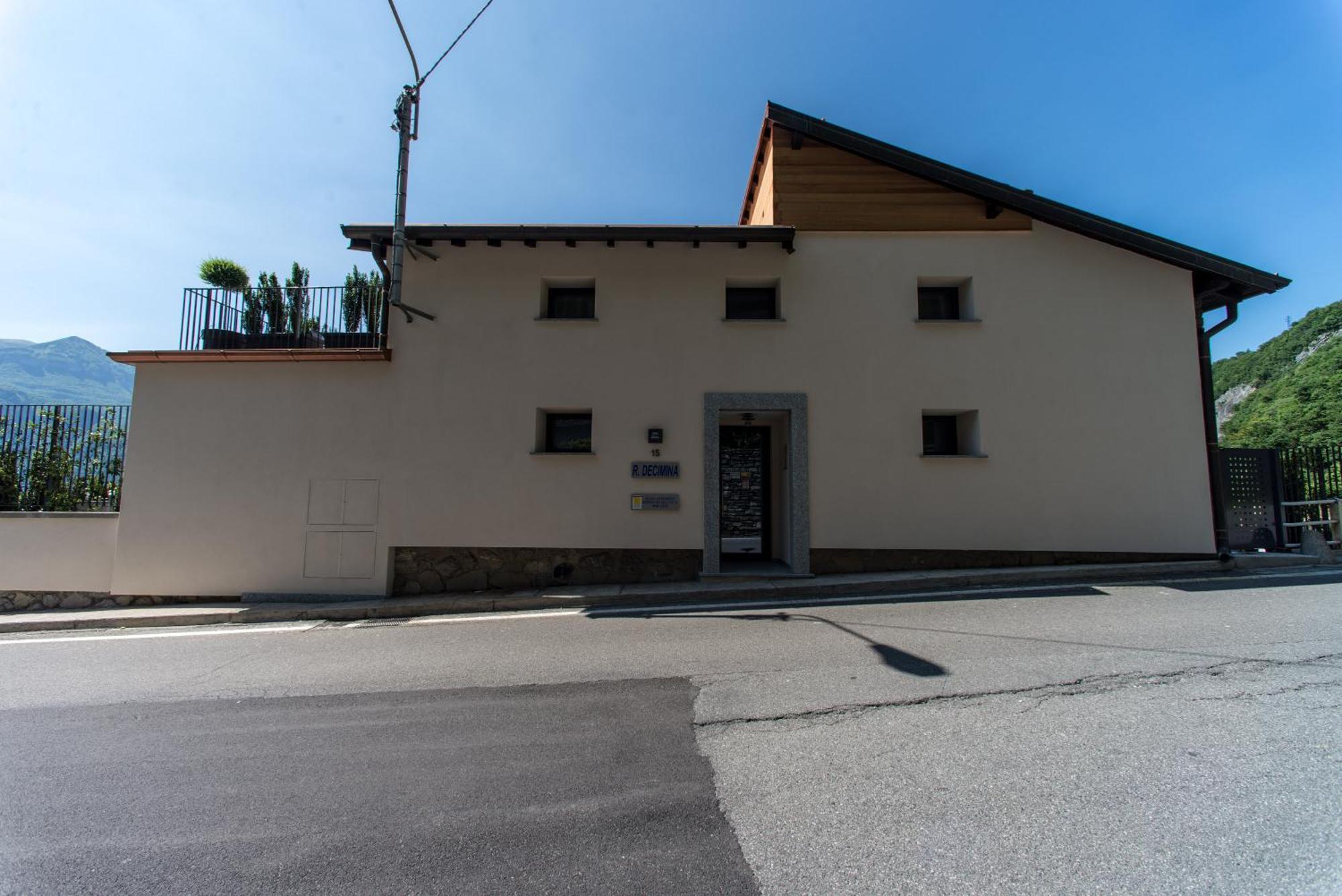 Residenza Decimina Apartment Varenna Bagian luar foto